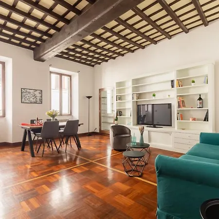Campo De Fiori Large And Beautiful Appartement